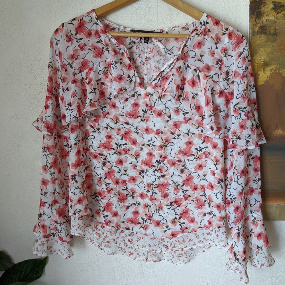 Light weight flowy, ruffled blouse
